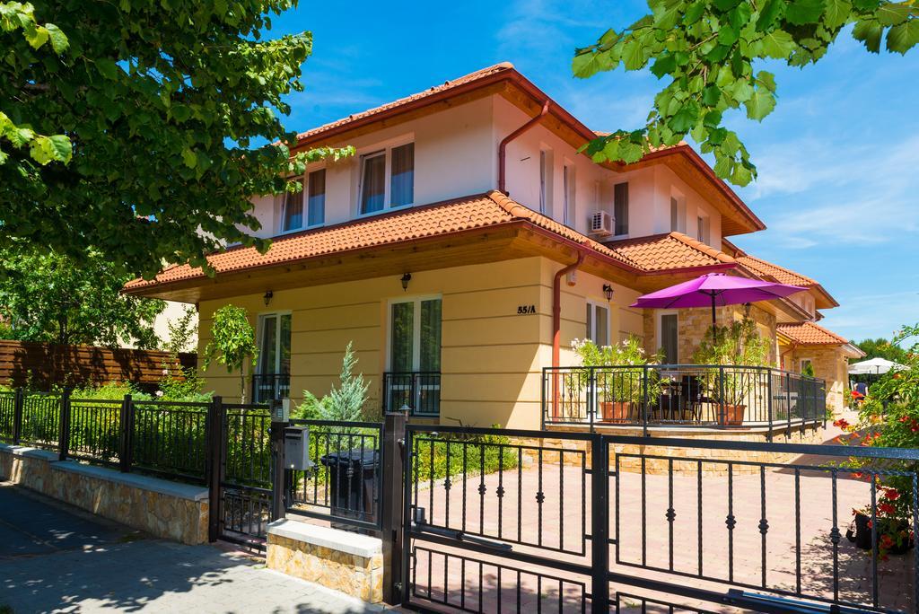 Andi Apartman Hévíz Екстериор снимка