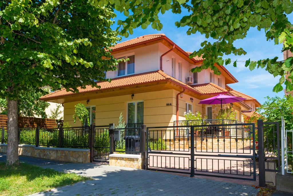 Andi Apartman Hévíz Екстериор снимка