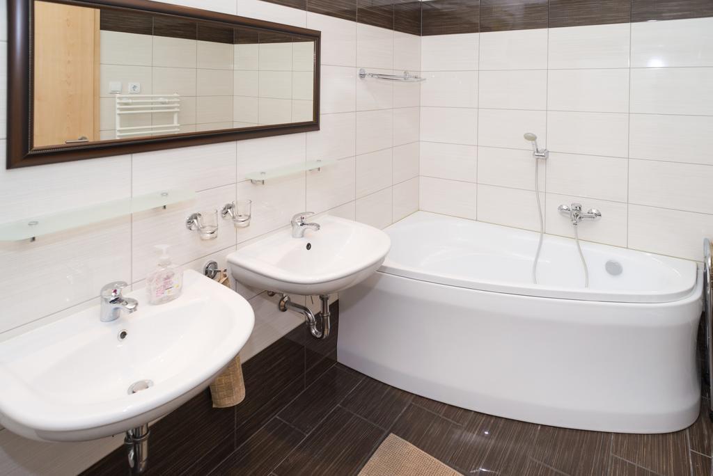 Andi Apartman Hévíz Екстериор снимка